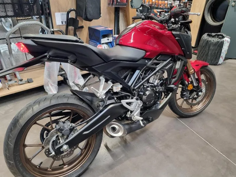 CB 125