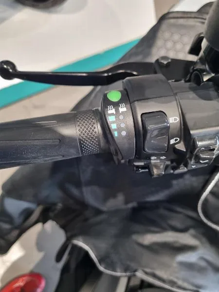 NMAX 125 TECH MAX
