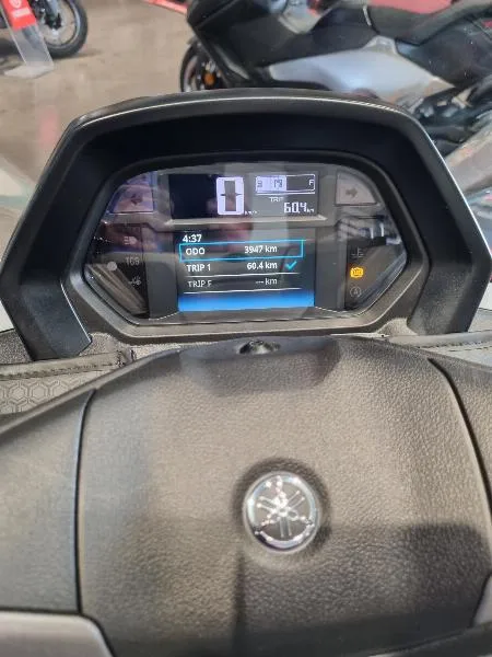 NMAX 125 TECH MAX