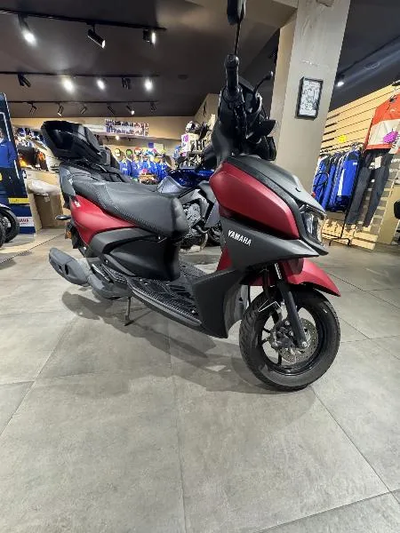 RayZR 125
