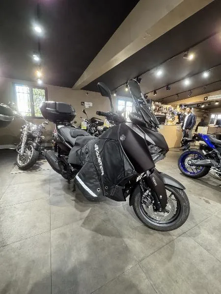 XMAX 125 TECH MAX 2024