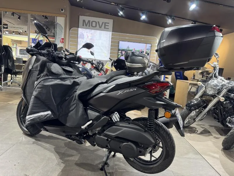 XMAX 125 TECH MAX