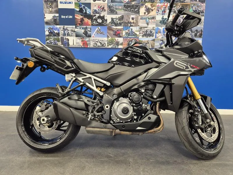 GSXS 1000 GX
