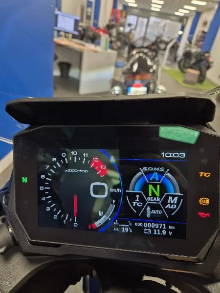 GSXS 1000 GX