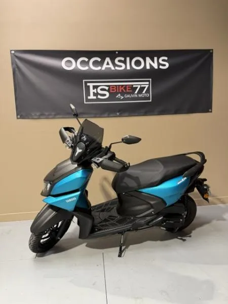 RayZR 125