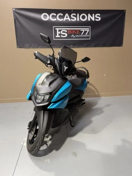 RayZR 125