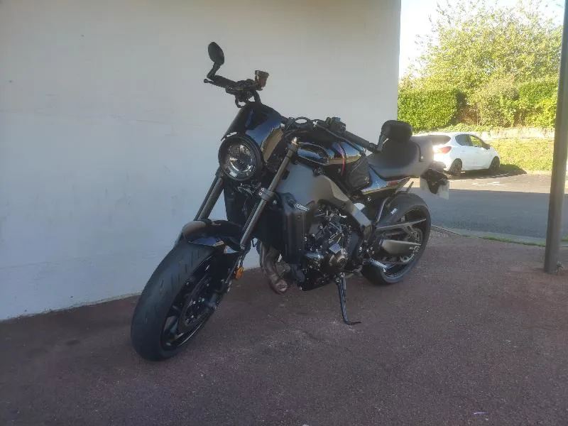 XSR 900