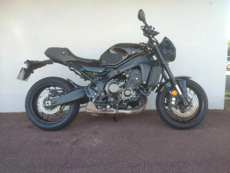 XSR 900