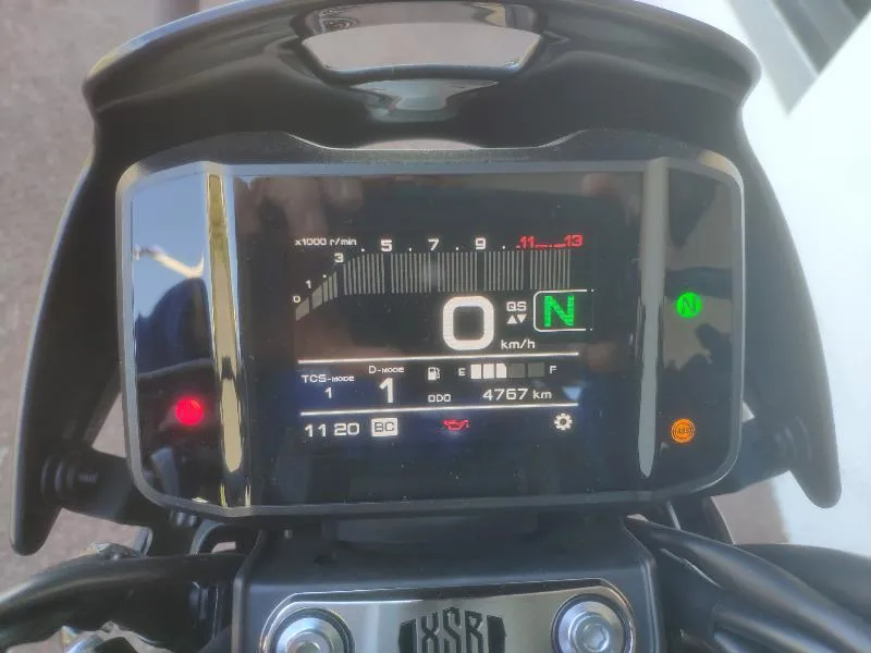 XSR 900