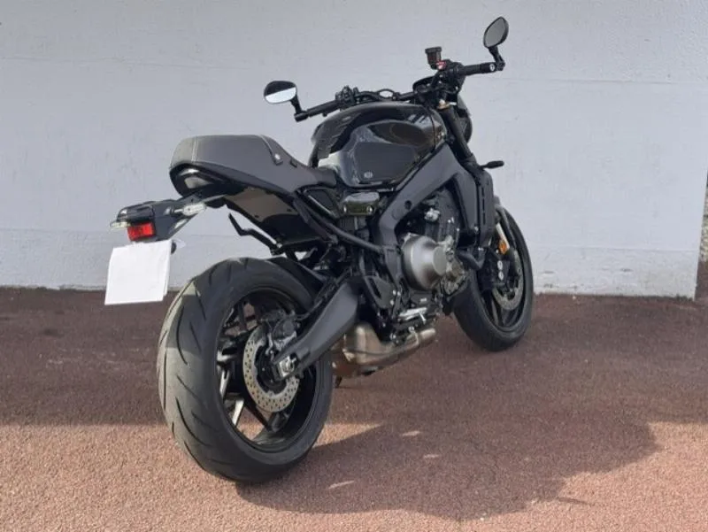 XSR 900