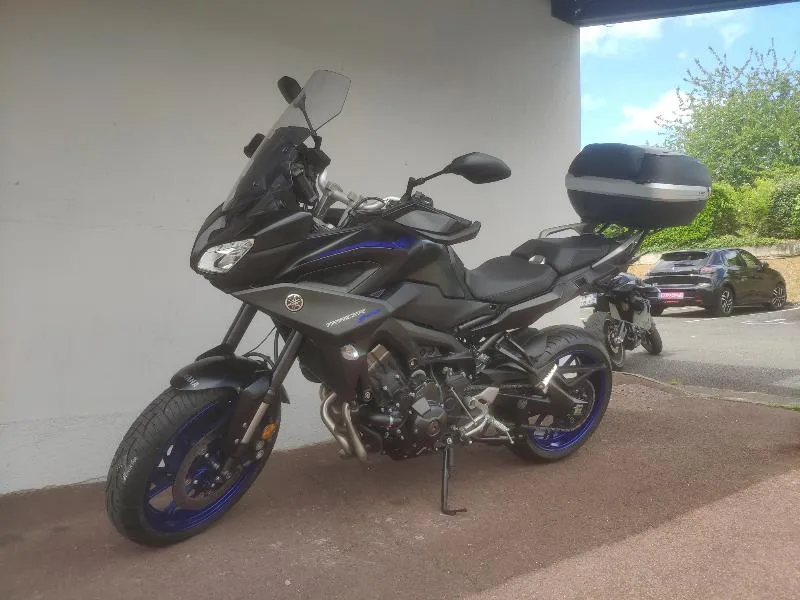 TRACER 900