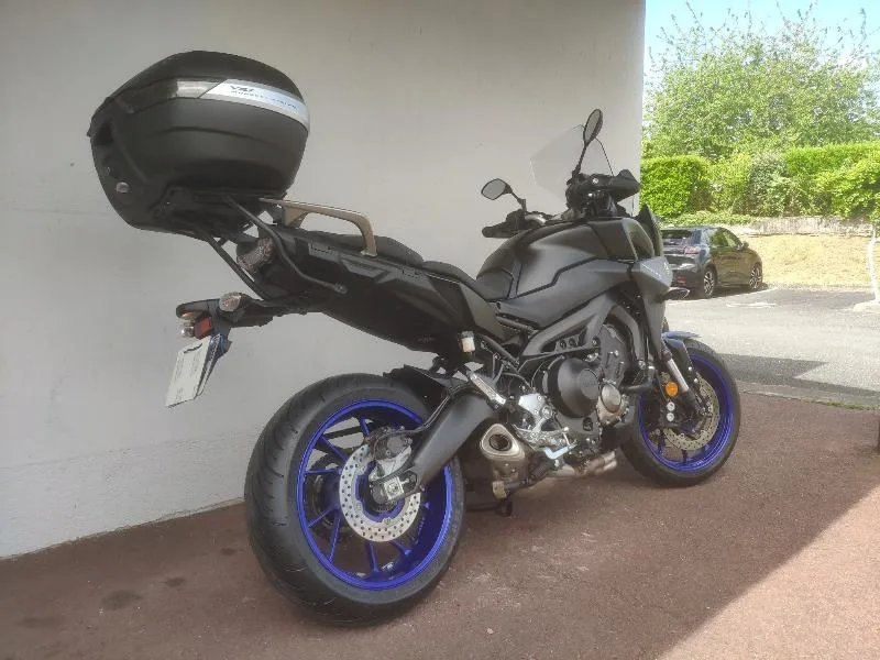 TRACER 900