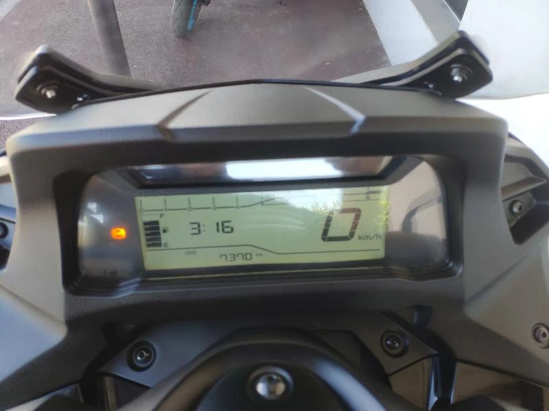 TRICITY 300