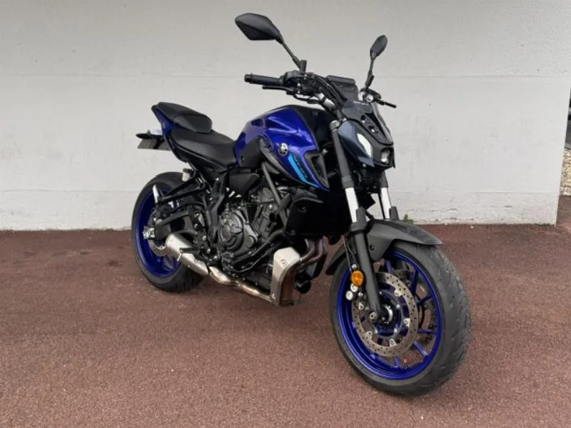 MT07