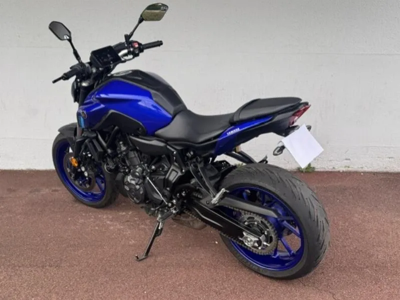 MT07