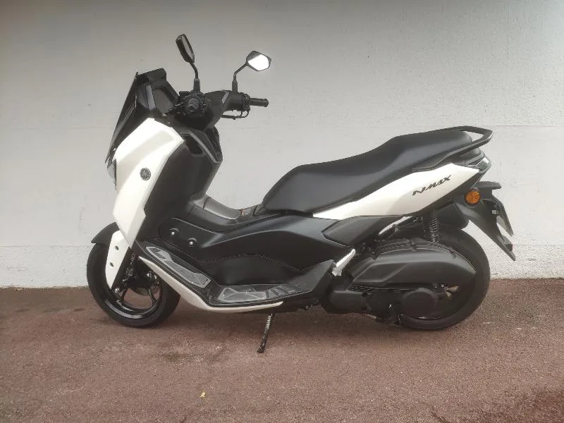 NMAX 125