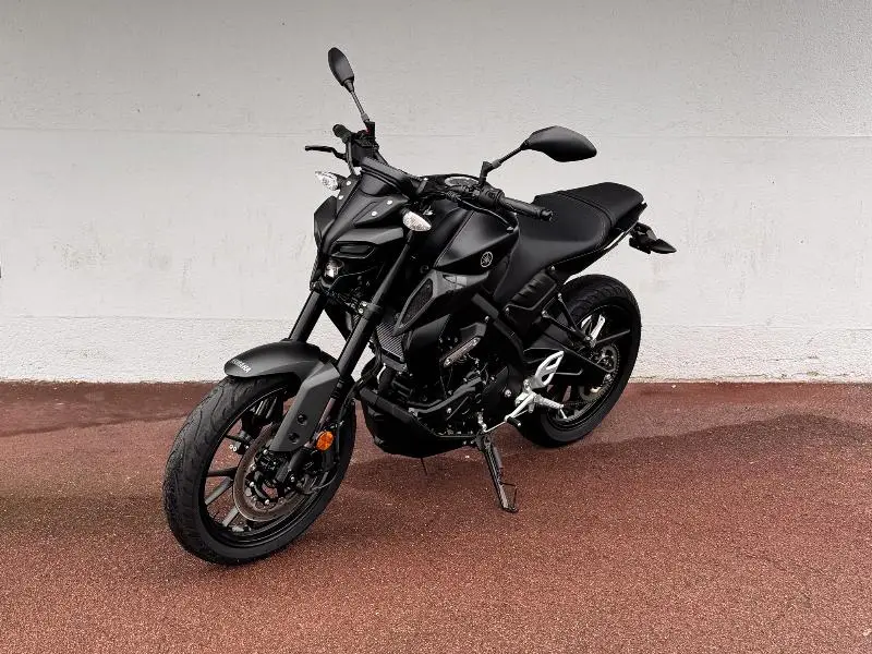 MT125 ABS