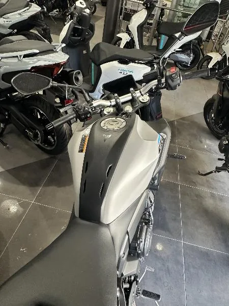 MT07