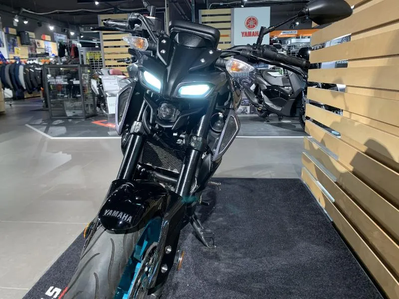 MT125 ABS
