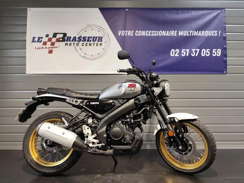 XSR 125 Legacy