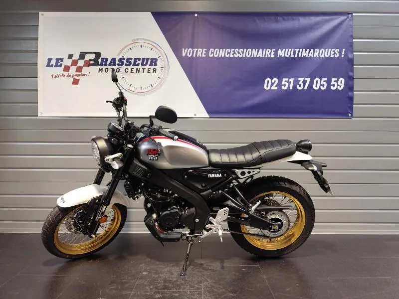 XSR 125 Legacy
