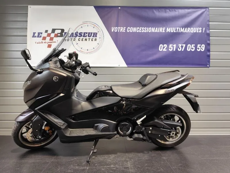 TMAX 560 TECH MAX