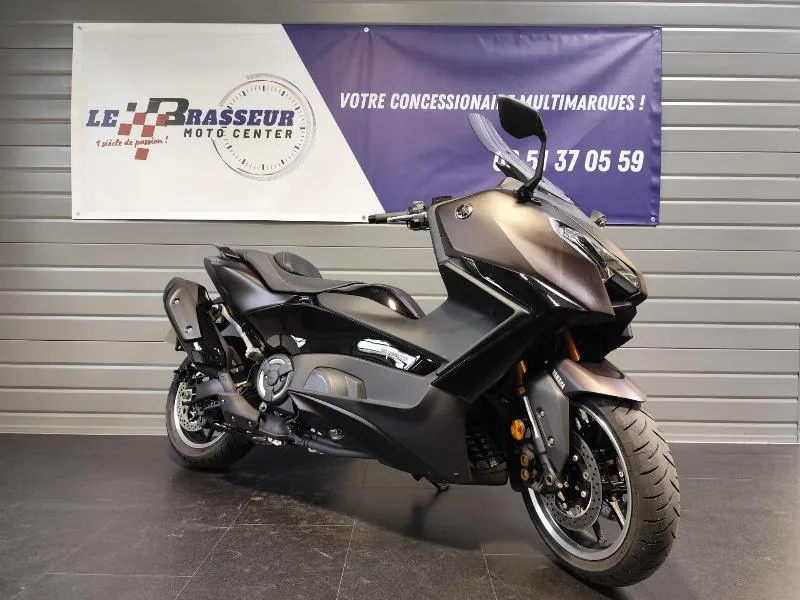 TMAX 560 TECH MAX