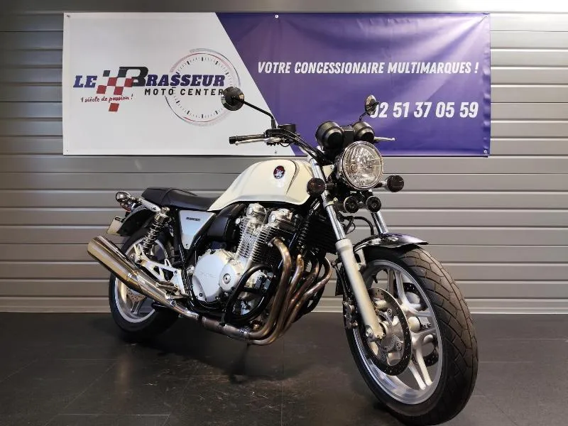 CB 1100