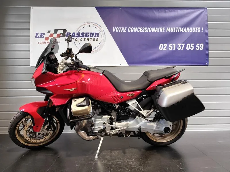 V100  MANDELLO