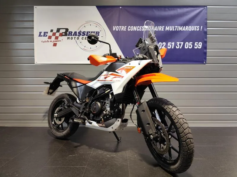390 ADVENTURE