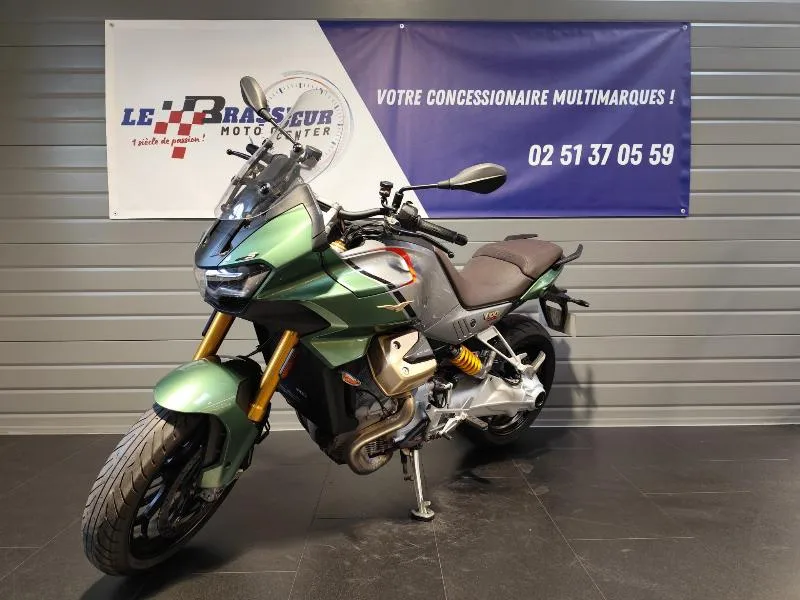 V100  MANDELLO