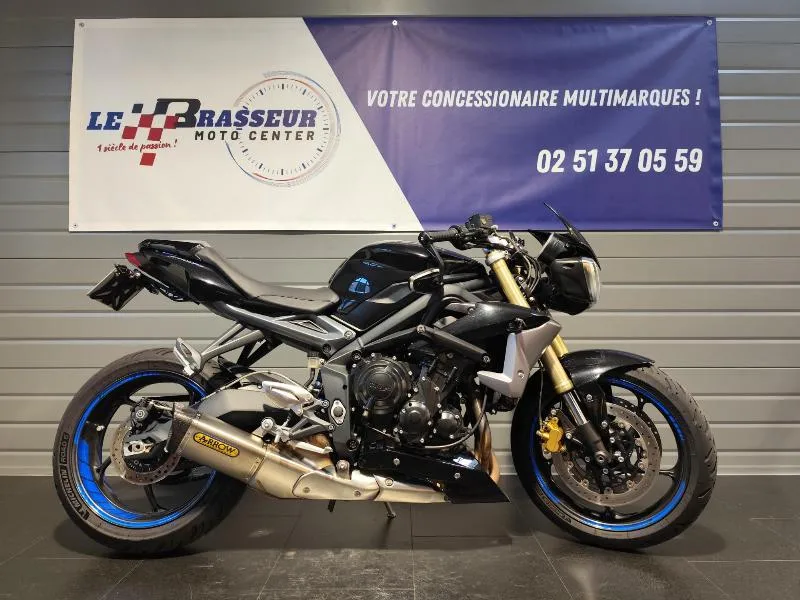 STREET TRIPLE 675