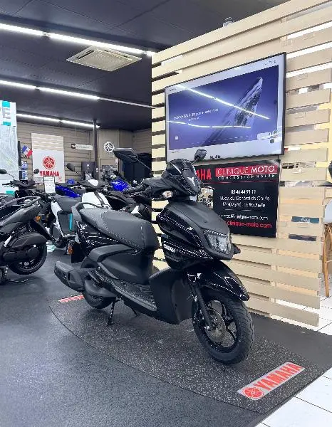 RayZR 125