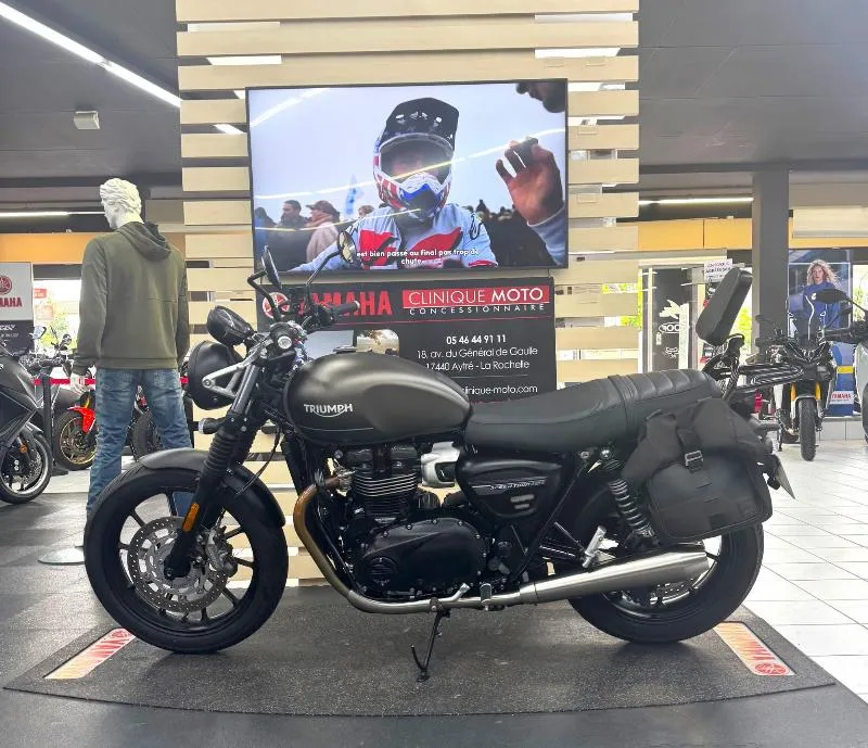 SPEED TWIN 900