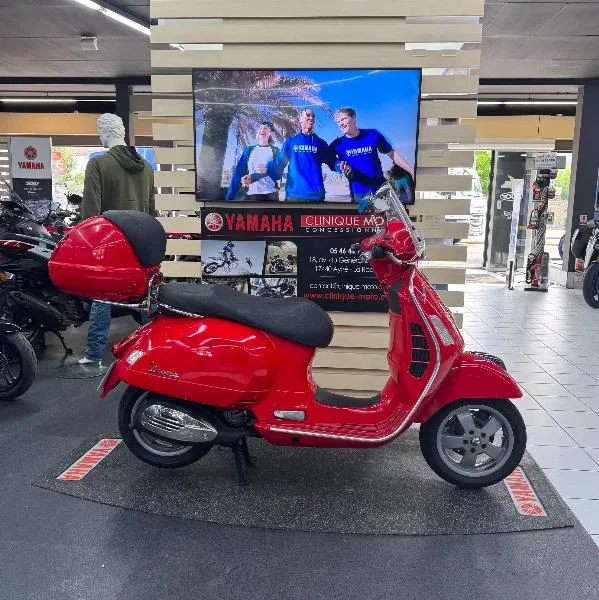 vespa gts 125