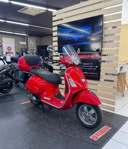 vespa gts 125