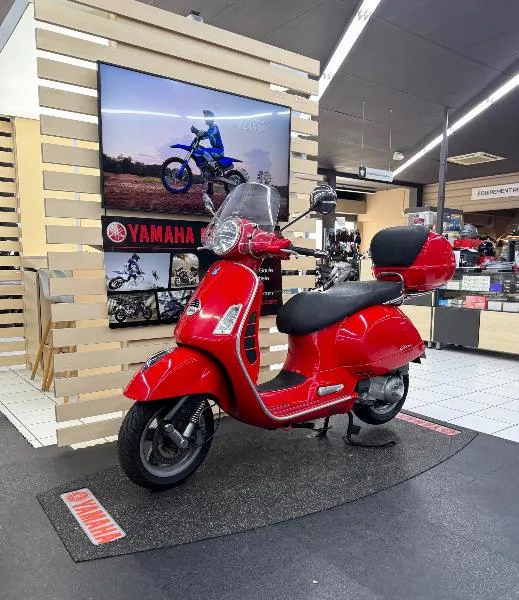 vespa gts 125