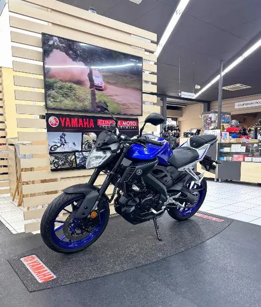 MT125 ABS
