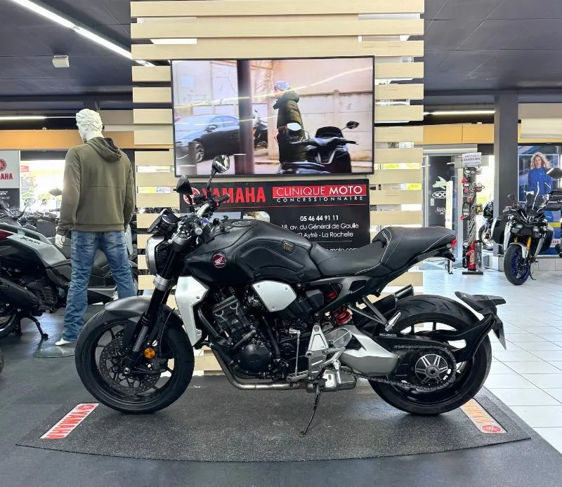 CB 1000 R