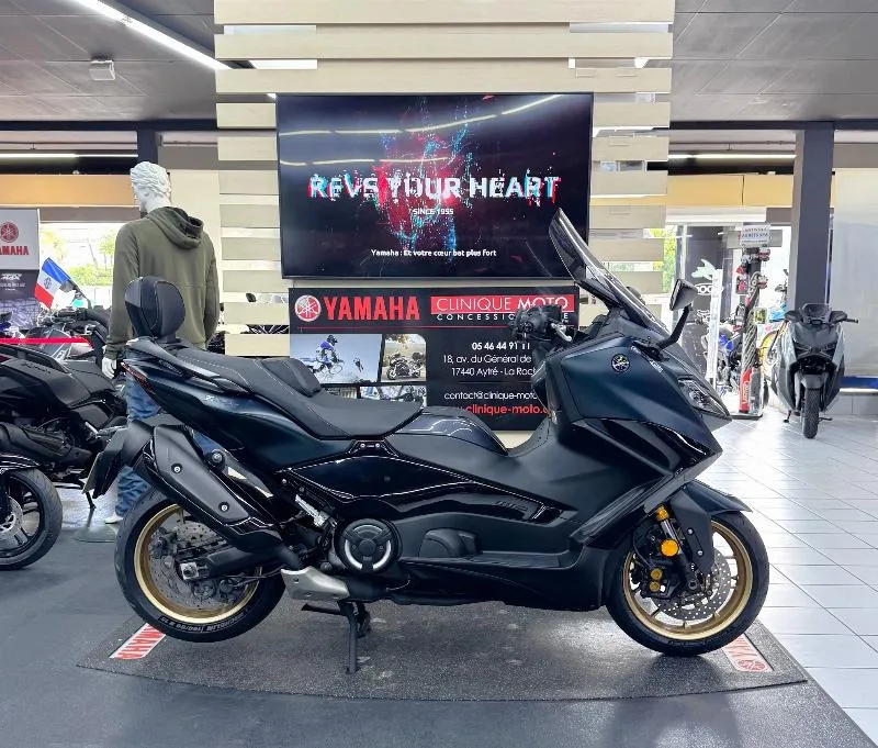 XP TMAX 560 TECH MAX