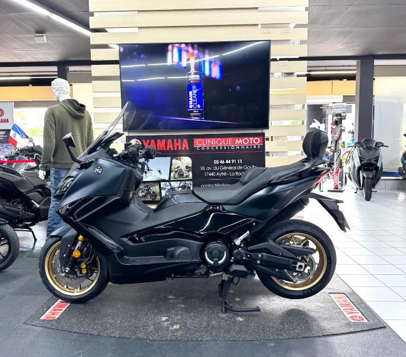 XP TMAX 560 TECH MAX