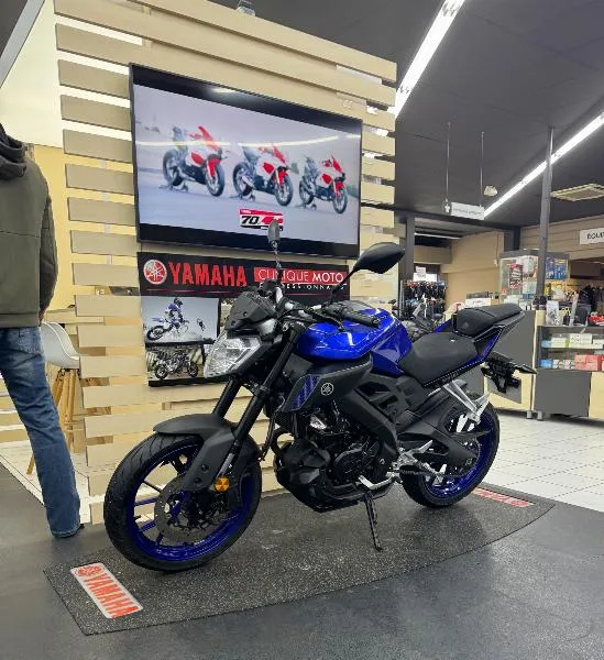MT125 ABS