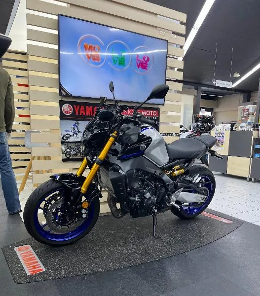 MT09 SP