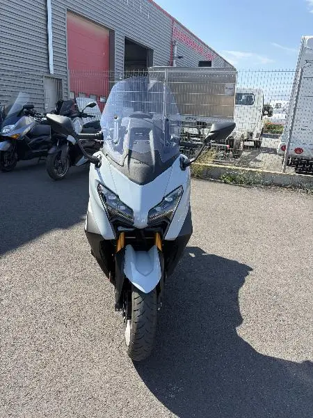 XP TMAX 560 TECH MAX