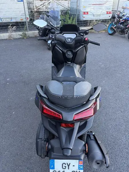 XMAX 125