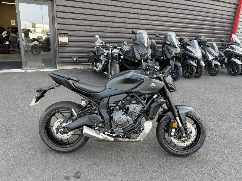 MT07 