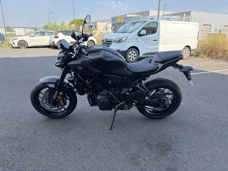 MT07 