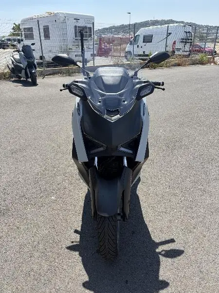 XMAX 125 TECH MAX