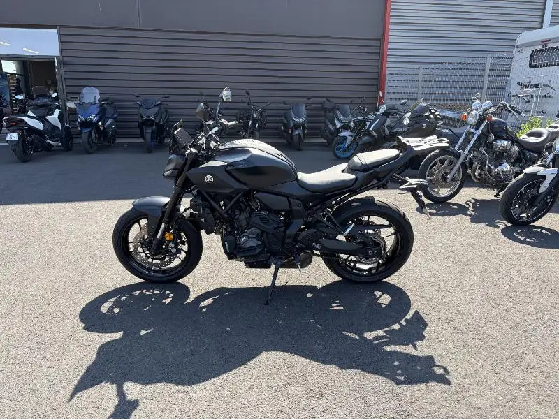 MT07