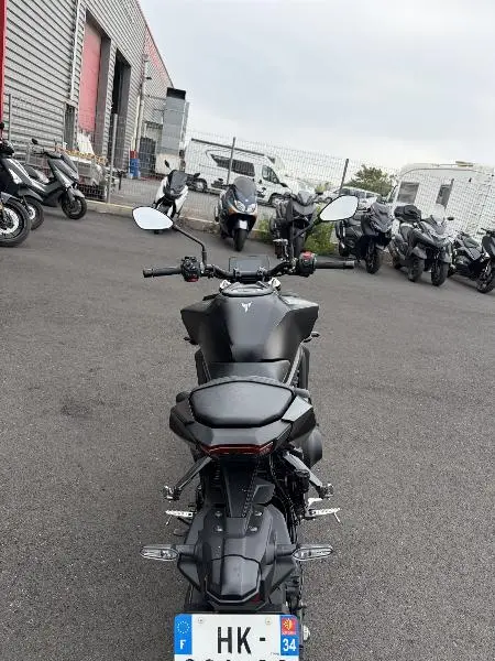 MT09